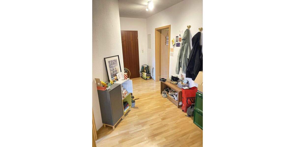 Obergeschosswohnung mit schönem Balkon Stadtnah 3 zimmer