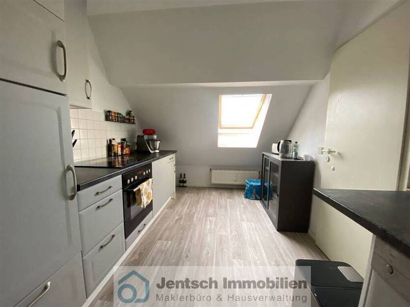 Sehr schöne Dachgeschoßwohnung im Zentrum Merseburgs zu verkaufen