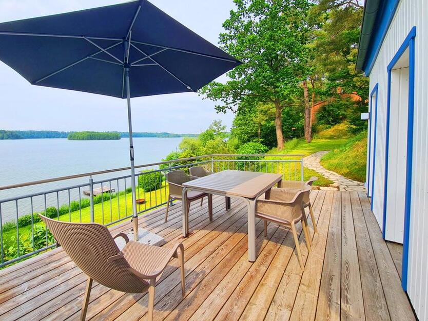 Hütte direkt am See Ferienhaus mieten Mecklenburg Schwerin Ostsee