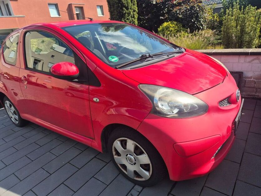 Aygo (X)