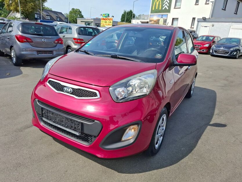 Kia Picanto 68.000 km 4.999 € Paderborn 33100