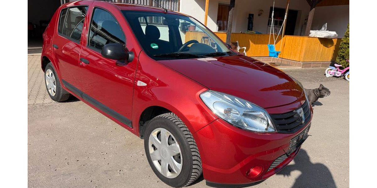 Dacia Sandero 175.000 km 2.450 &euro; GELTENDORF 82269