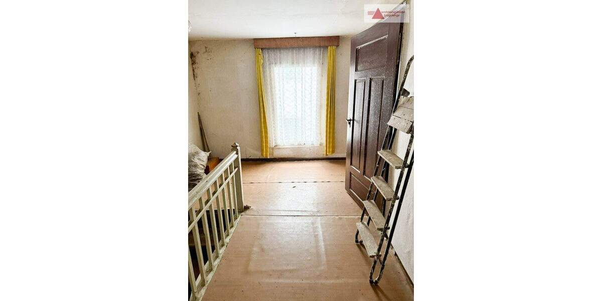 Mehrfamilienhaus, Wohnhaus Annaberg-Buchholz Annaberg - 7 Zimmer, 202 m&sup2;, 80.000&euro; | Angebot:25374662