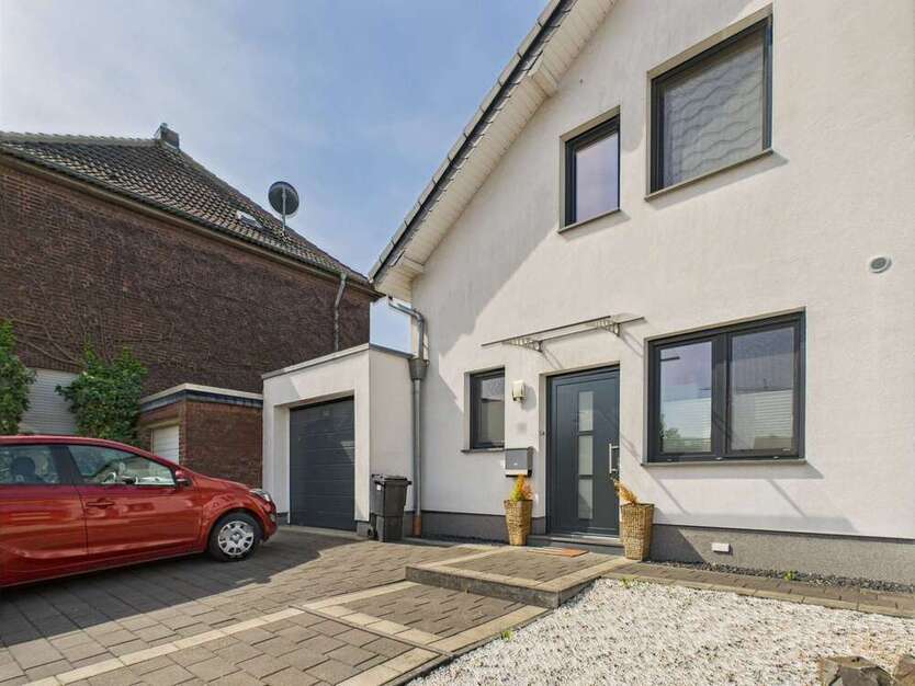 Haus zum Mieten in Heinsberg Waldenrath 790 € 65 m²