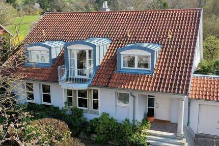 Haus Gerlingen - 8 Zimmer, 291 m&sup2;, 1.395.000&euro; | Angebot:26257716