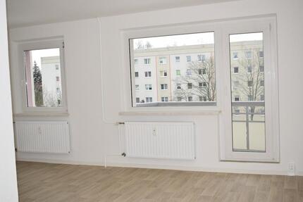 Wohnung Gotha - 4 Zimmer, 72 m&sup2;, 430&euro; | Angebot:25570583
