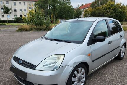 Ford Fiesta 98.000 km 2.200 € Leipzig 04109