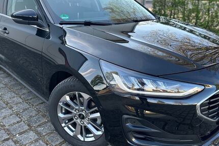Ford Focus 24.000 km 20.990 &euro; Dinkelscherben 86424