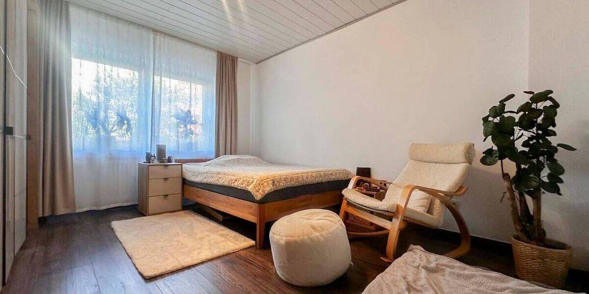 Etagenwohnung Erlangen Sieglitzhof - 3 Zimmer, 81 m&sup2;, 249.500&euro; | Angebot:26834351