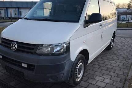 VW T5 Transporter 310.000 km 5.999 &euro; Zwickau 08056