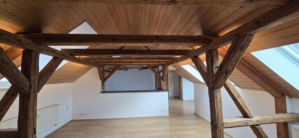 NEU sanierte 3-Raum Wohnung mit neuer Einbauküche im Stadtzentrum von Treuen 3 zimmer