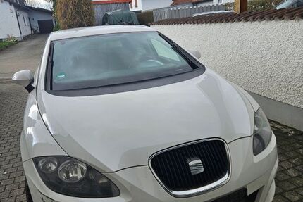 Seat Leon 133.000 km 3.199 &euro; Abensberg 93326