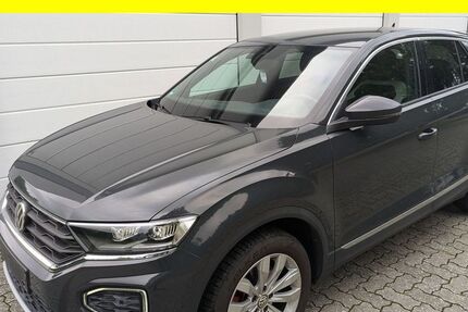VW T-Roc 61.695 km 16.900 € Lübeck 23556