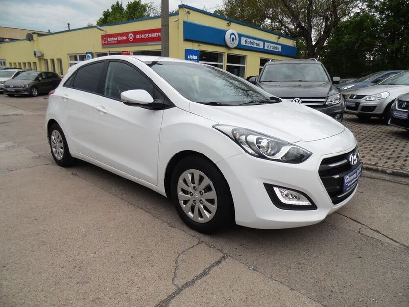 i30