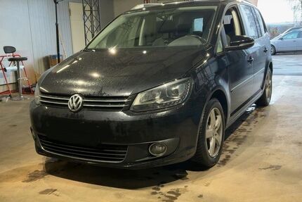 VW Touran 198.205 km 10.480 &euro; Bestwig 59909