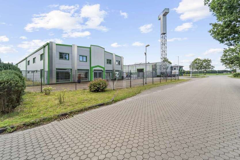 Halle in Hude (Oldenburg) Altmoorhausen 2.950.000 € 2949 m² zimmer
