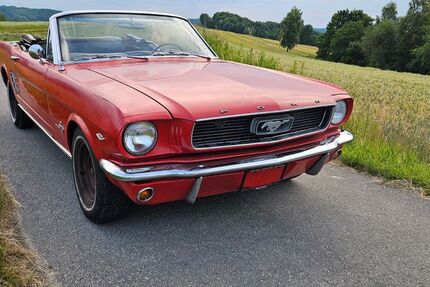 Ford Mustang 100.000 km 17.500 &euro; Oberursel 61440