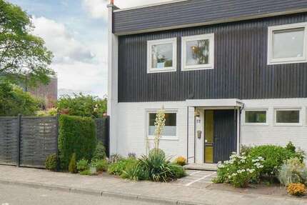 Haus zum Kaufen in Delmenhorst 349.900 € 115 m²