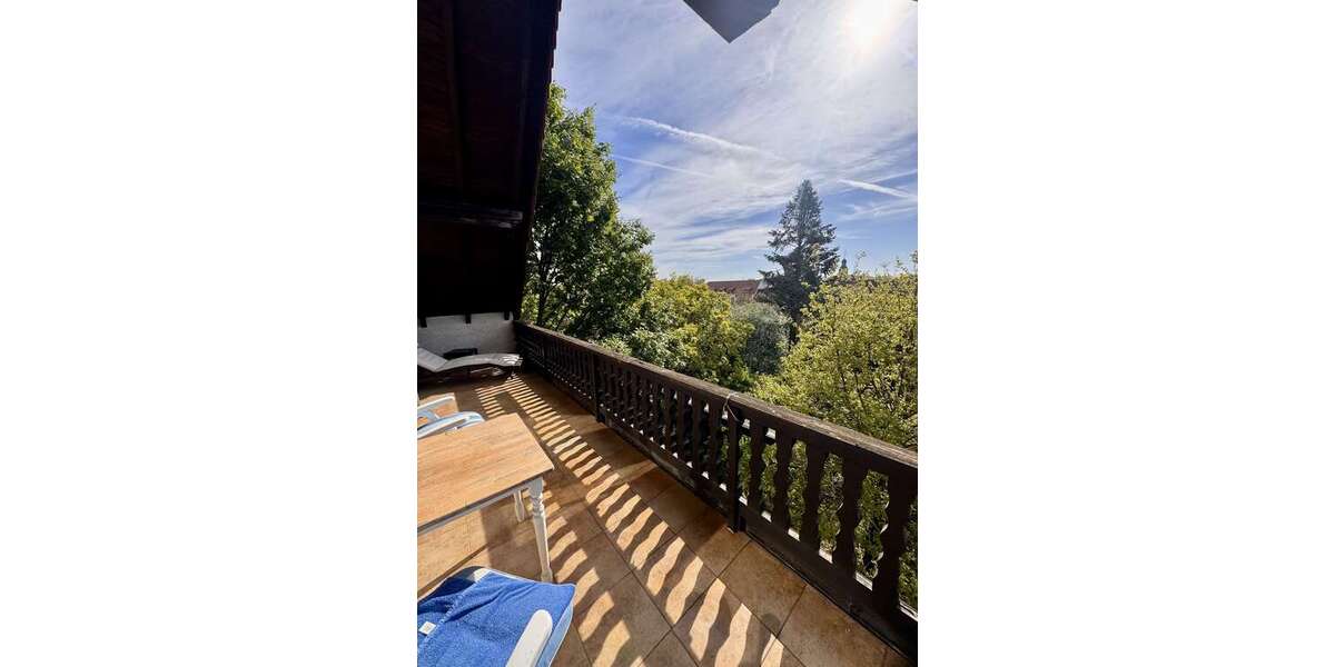 Etagenwohnung Bad Homburg vor der Höhe Gonzenheim - 4 Zimmer, 130 m&sup2;, 1.450&euro; | Angebot:26950210