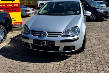 VW Golf 178.000 km 2.450 &euro; Herxheim 76863