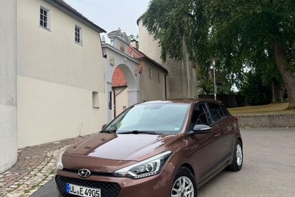 Hyundai i20 91.900 km 9.299 &euro; Ulm 89077
