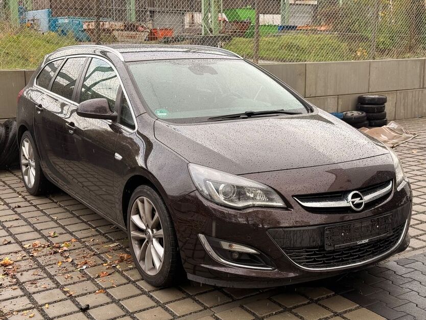 Opel Astra 171.000 km 2.980 € Leipzig 04347