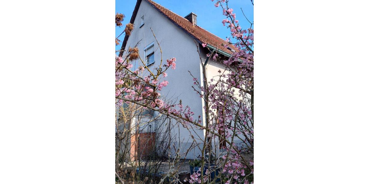 Einfamilienhaus Vilseck - 5 Zimmer, 130 m&sup2;, 270.000&euro; | Angebot:27088322