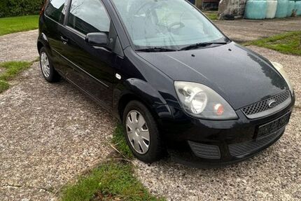 Ford Fiesta 217.770 km 1.800 € Dänischenhagen 24229