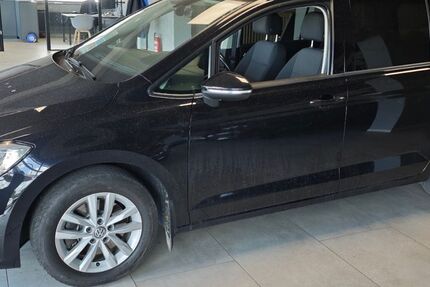 VW Touran 144.550 km 14.970 &euro; Bad Frankenhausen 06567