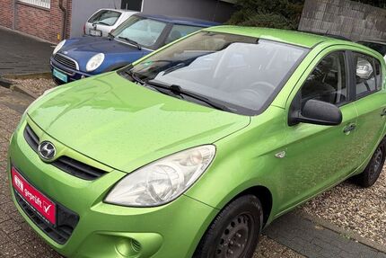 Hyundai i20 130.000 km 2.999 &euro; Essen 45147