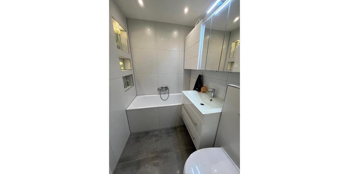 Reihenhaus Garbsen - 6 Zimmer, 180 m&sup2;, 440.000&euro; | Angebot:26979465