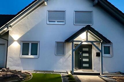 Haus Gemünden am Main - 5.5 Zimmer, 125 m&sup2;, 1.300&euro; | Angebot:24775054