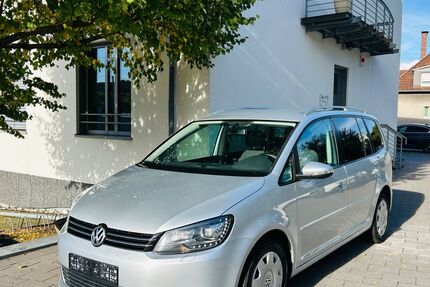 VW Touran 496.000 km 4.700 &euro; Bielefeld 33647