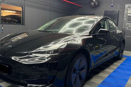 Tesla Model 3 42.000 km 25.000 &euro; Berlin 10115