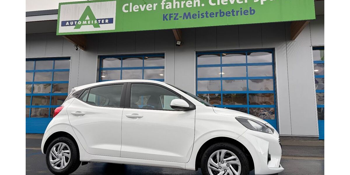 Hyundai i10 17.500 km 13.995 &euro; Schmallenberg 57392