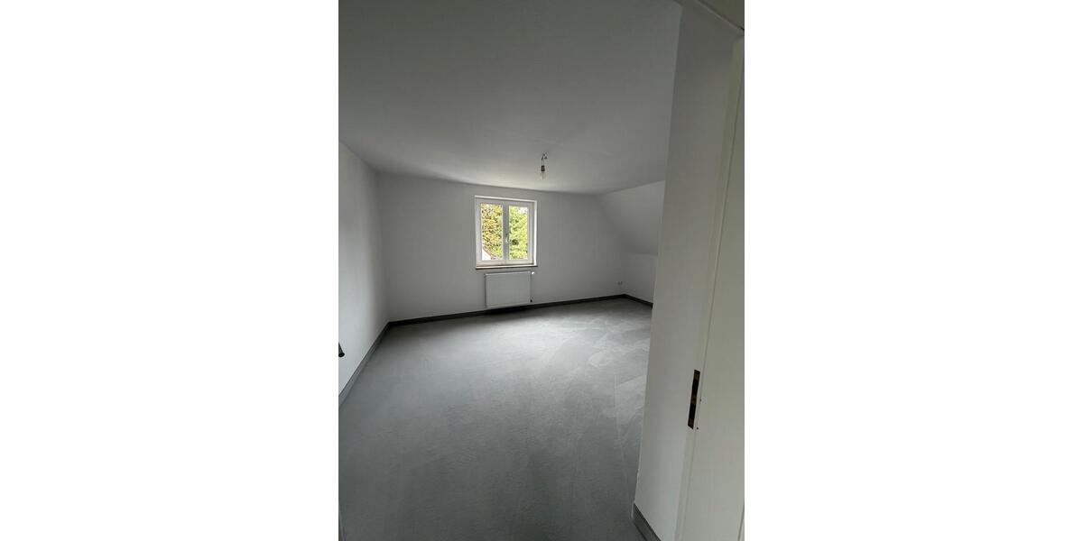 Doppelhaushälfte Geretsried - 3 Zimmer, 95 m&sup2;, 1.900&euro; | Angebot:26188827