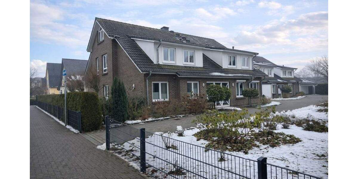 Etagenwohnung Delmenhorst Düsternort - 3 Zimmer, 90 m&sup2;, 290.000&euro; | Angebot:24877576