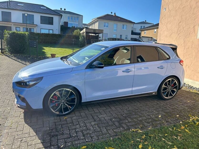 i30