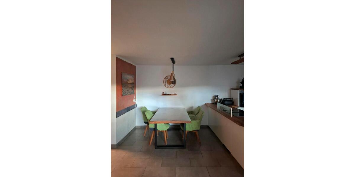 Etagenwohnung Neuwied - 3.5 Zimmer, 99 m&sup2;, 380.000&euro; | Angebot:24869163