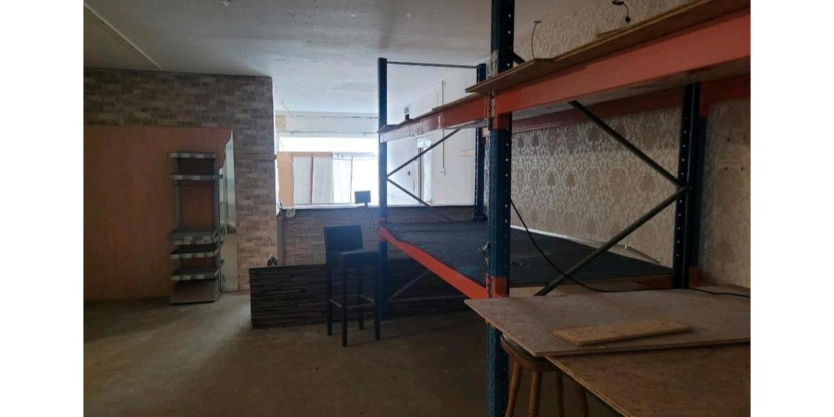 Lager .Online Shop Atelier . zimmer