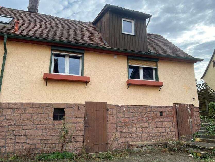 Haus zum Kaufen in Büdingen 249.000 € 140 m²