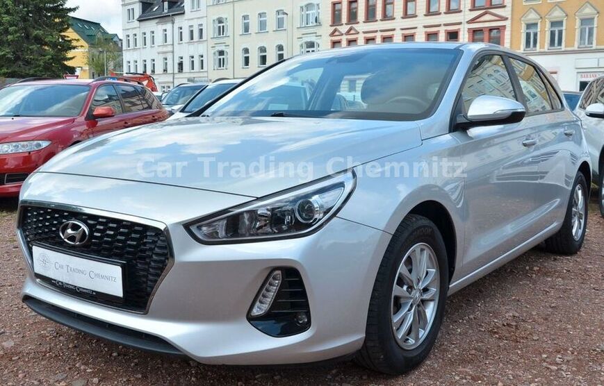 i30