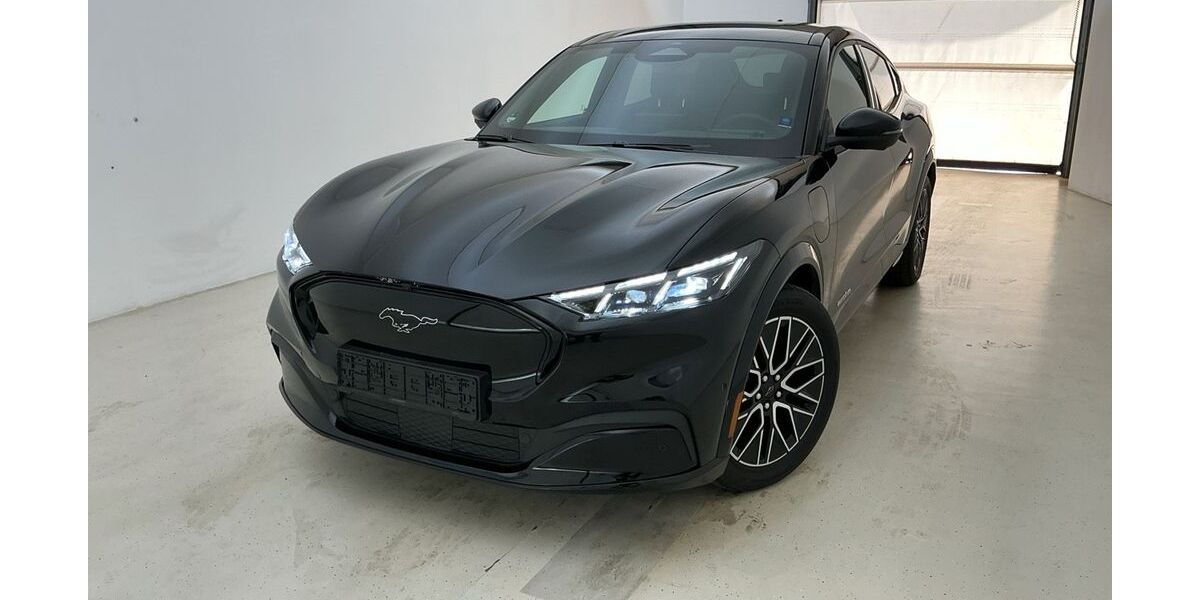 Ford Mustang Mach-E 7.084 km 43.990 &euro; Ehrenberg-Seiferts 36115