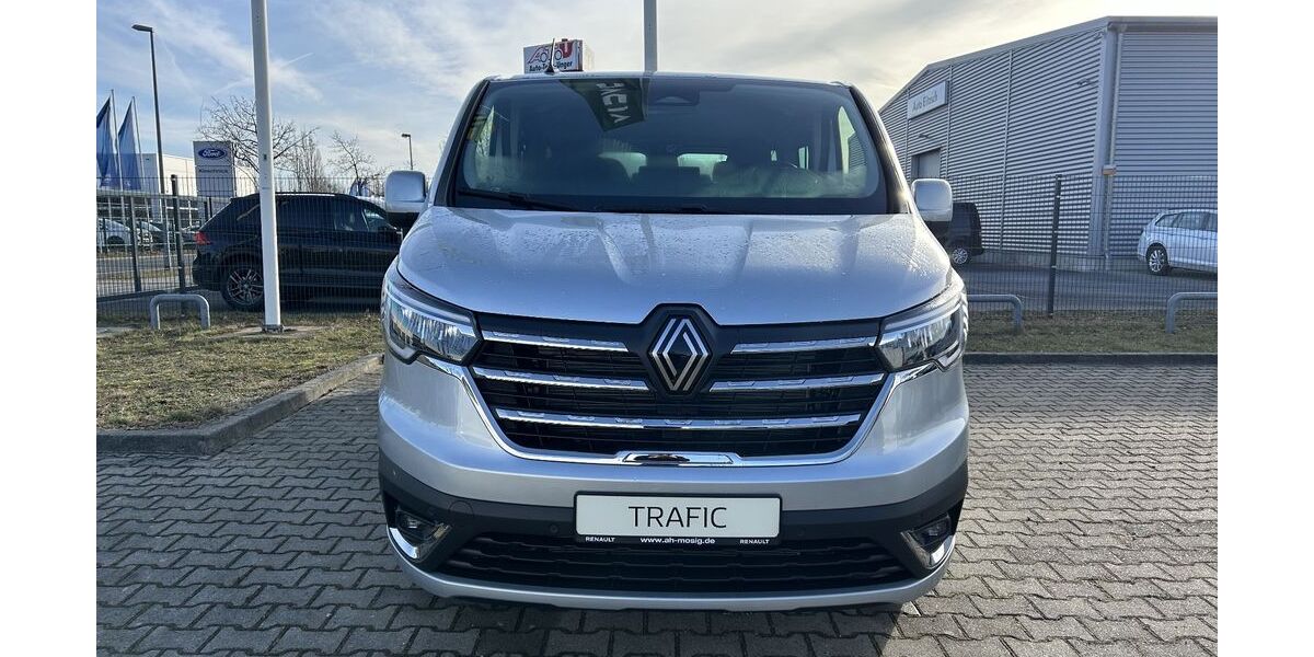 Renault Trafic 6.100 km 44.990 &euro; Hoyerswerda 02977