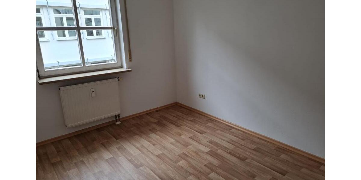 Etagenwohnung Oberviechtach - 2 Zimmer, 60 m&sup2;, 500&euro; | Angebot:26153492