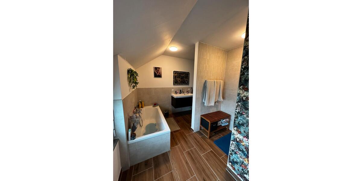 Einfamilienhaus Lauenau - 5.5 Zimmer, 165 m&sup2;, 2.150&euro; | Angebot:26409722