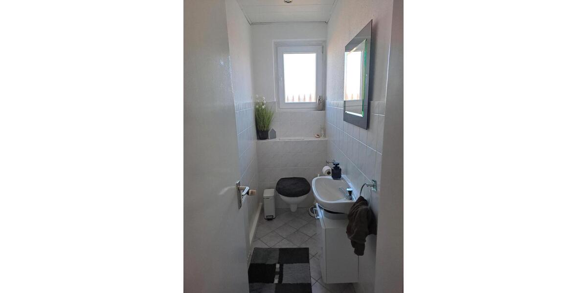 Provisionsfreie 3-Zimmer-Eigentumswohnung mit Blick auf 's Wasser 3 zimmer