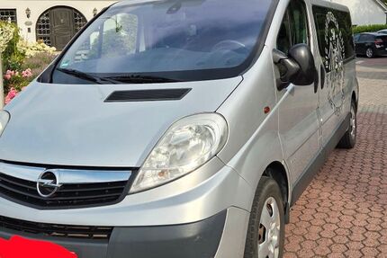 Opel Vivaro 206.000 km 7.500 &euro; Heiligenroth 56412