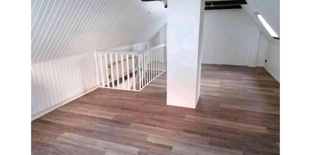 Einfamilienhaus Wesselburen - 3 Zimmer, 110 m&sup2;, 150.000&euro; | Angebot:25980232