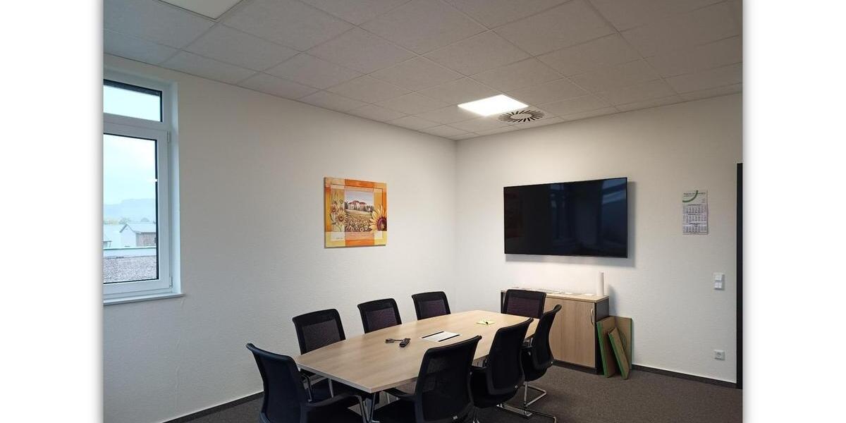 Büroflächen für expandierende Unternehmen aus der Region | Spilker Precision - Lage zimmer